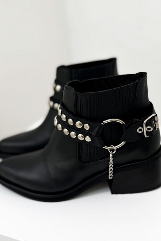 BOTA ASTRID