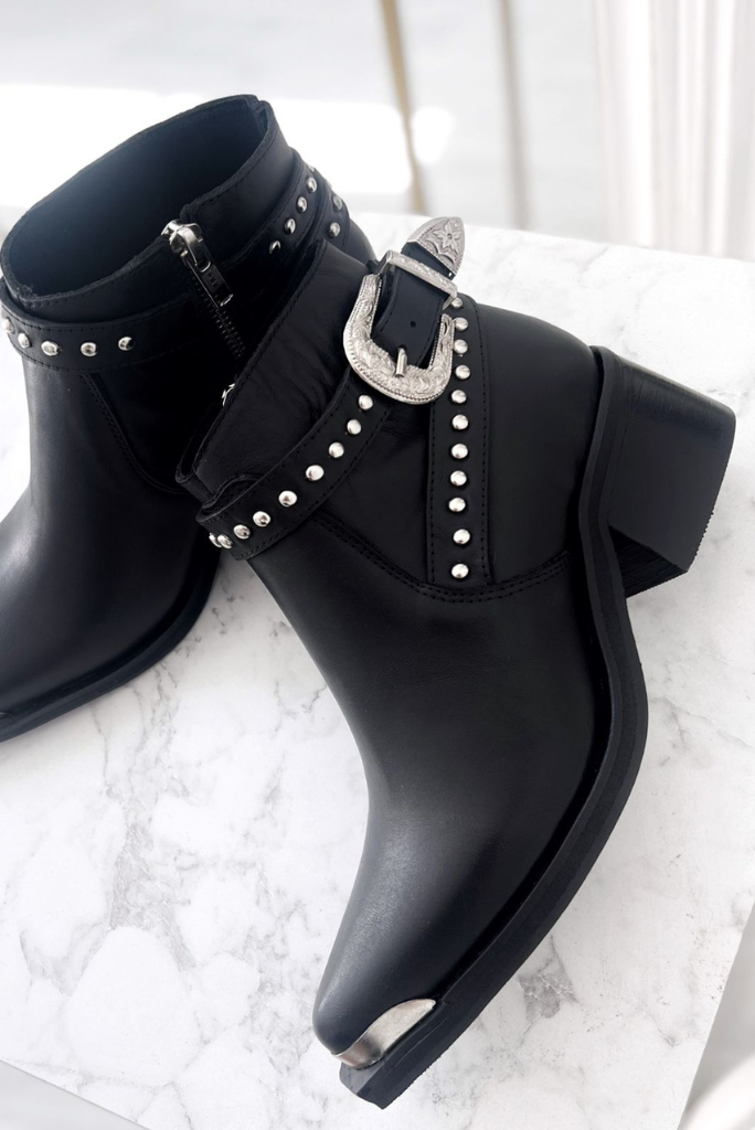 BOTA MOIRA CUERO NEGRO